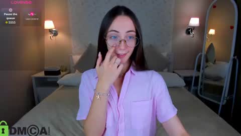 Lexi GTM2 MonWedThurSatSun 1000am-400pm online show from 07/17/26, 05:58