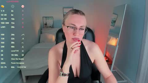 Lexy - Follow me online show from 11/16/25, 07:14