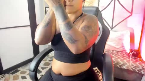 Lexi Adams  online show from 04/17/26, 12:30