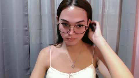 Snapshot of lexibabe_ chatting on 06/15/26, 05:42 lexibabe_ online show from 06/15/26, 05:42