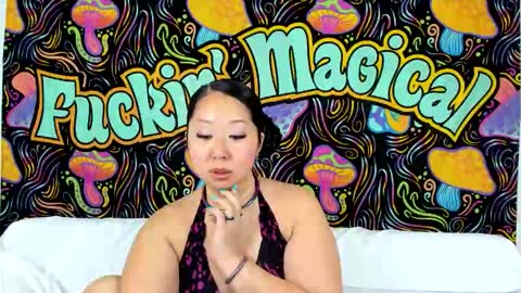 Lexie Mack online show from 11/17/25, 05:19