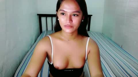 Snapshot of lexieebonalo chatting on 10/12/25, 02:43 Call me Lexie online show from 10/12/25, 02:43