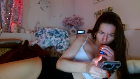 Snapshot of lexiel0veswood chatting on 04/30/26, 01:12 lexiel0veswood online show from 04/30/26, 01:12