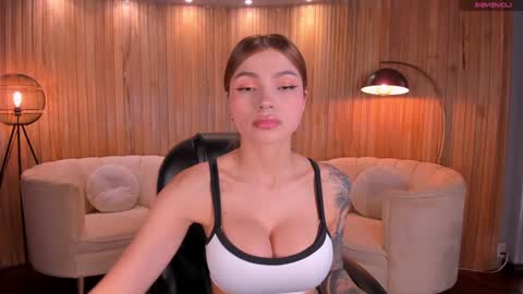 Snapshot of lexiewayne chatting on 12/16/24, 07:54 Lexie online show from 12/16/24, 07:54