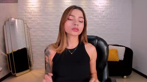 Snapshot of lexiewayne chatting on 02/13/25, 07:42 Lexie online show from 02/13/25, 07:42