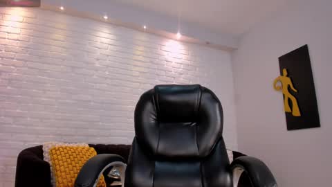 Snapshot of lexiewayne chatting on 02/13/25, 10:43 Lexie online show from 02/13/25, 10:43