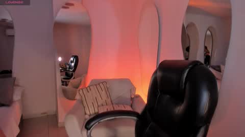 Lexie  online show from 03/10/26, 07:41