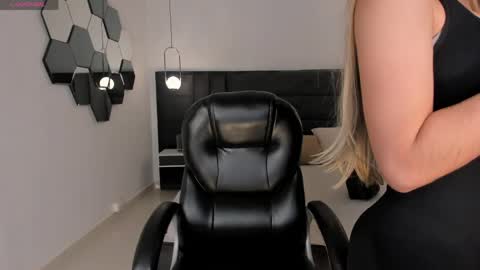 Lexie  online show from 05/14/26, 07:20