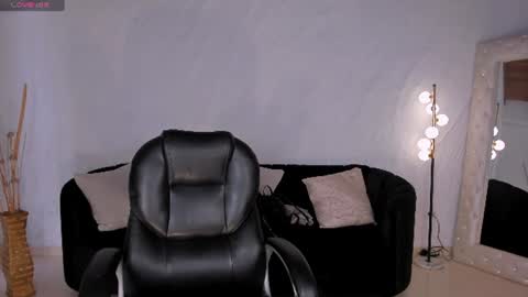 Snapshot of lexiewayne chatting on 06/19/26, 06:01 Lexie online show from 06/19/26, 06:01