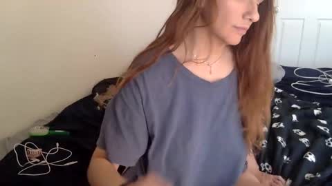 Snapshot of lexiial0 chatting on 02/01/25, 05:16 Alexia L. online show from 02/01/25, 05:16