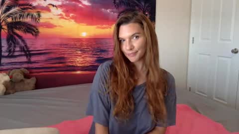 Snapshot of lexiial0 chatting on 09/22/25, 03:25 Alexia L. online show from 09/22/25, 03:25
