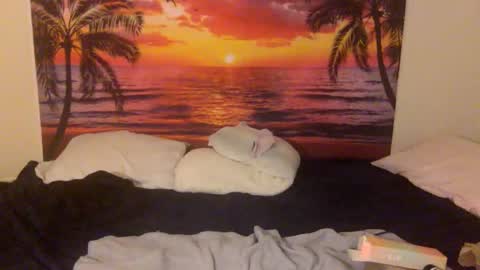 Alexia L. online show from 12/22/25, 04:20