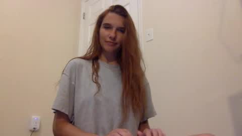Snapshot of lexiial0 chatting on 05/26/26, 12:17 Alexia L. online show from 05/26/26, 12:17