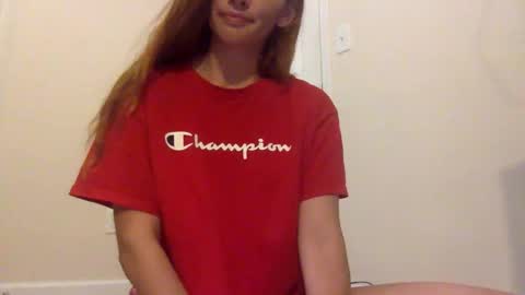 Snapshot of lexiial0 chatting on 06/01/26, 12:56 Alexia L. online show from 06/01/26, 12:56