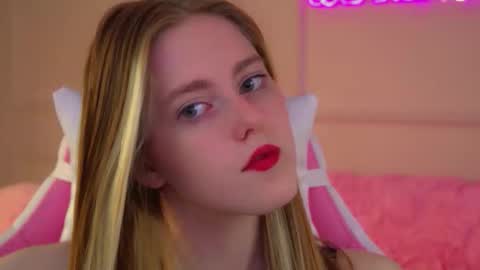 Lexi online show from 09/28/25, 06:19