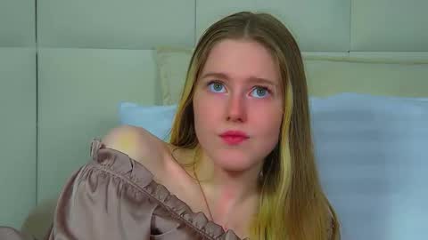 Lexi online show from 11/12/25, 06:36