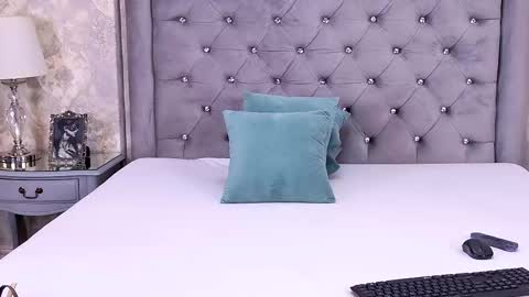 Lexi Riley online show from 02/04/26, 06:19