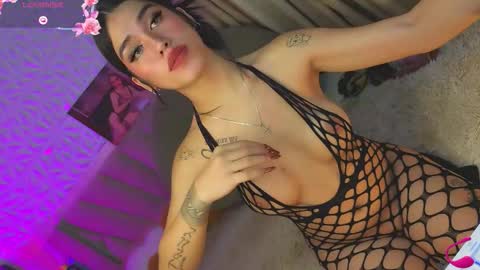 Snapshot of lexisdior chatting on 12/15/25, 01:04 Naturaly Born Goddess Ms. kendall online show from 12/15/25, 01:04