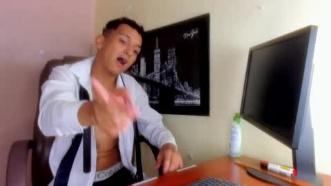 Snapshot of lexter_blue chatting on 04/16/26, 10:12 Lexter Blue online show from 04/16/26, 10:12