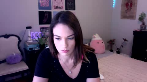 Snapshot of lexwyoex chatting on 10/09/25, 02:15 lexwyoex online show from 10/09/25, 02:15