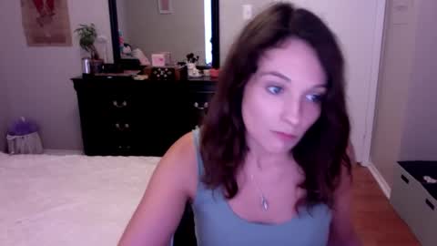 Snapshot of lexwyoex chatting on 10/20/25, 02:17 lexwyoex online show from 10/20/25, 02:17