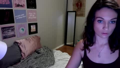 lexwyoex online show from 12/15/25, 01:43