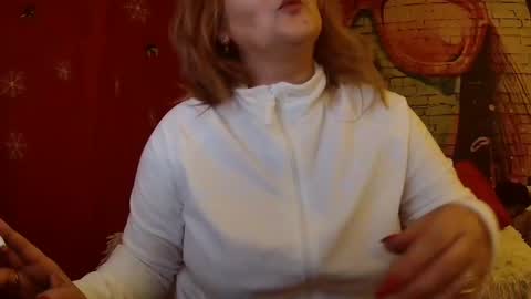 Hannah online show from 12/23/24, 01:18