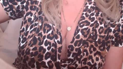 Hannah online show from 10/01/25, 08:59