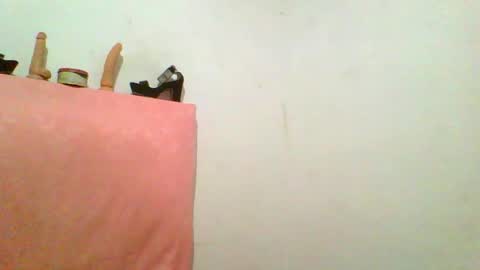 Snapshot of lexxie_weed chatting on 11/01/25, 02:35 Lexxie online show from 11/01/25, 02:35