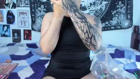 LEXXY online show from 02/13/25, 08:45