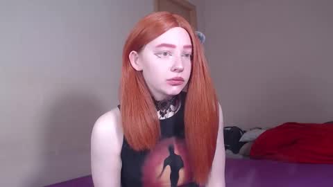 Snapshot of lexy_l0vy chatting on 11/21/25, 06:45 LexxxY online show from 11/21/25, 06:45