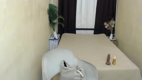 lexy_lorey online show from 10/19/25, 09:15