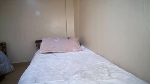 Snapshot of lexy_sky1 chatting on 11/20/25, 08:36 Lexy online show from 11/20/25, 08:36