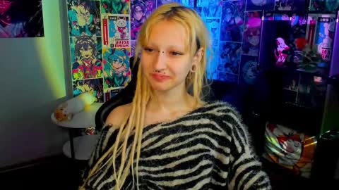 Snapshot of lexy_woorhez chatting on 03/05/25, 10:22 Lexy online show from 03/05/25, 10:22