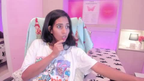 L I A  online show from 10/11/25, 10:19