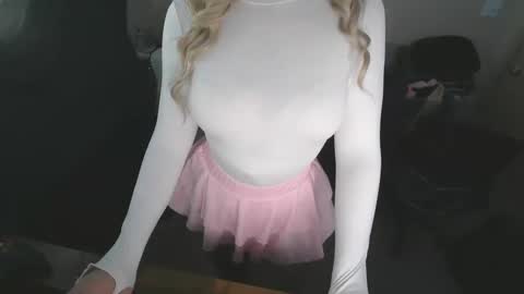 Snapshot of lexysexy101 chatting on 09/09/25, 07:24 lexysexy101 online show from 09/09/25, 07:24