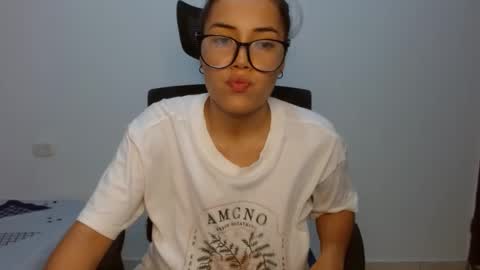 leydy_day online show from 11/15/25, 03:04