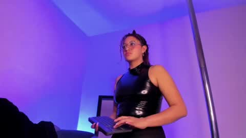   online show from 01/11/25, 10:08