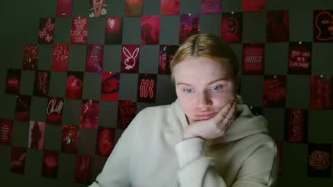 Leyla online show from 09/27/25, 06:18