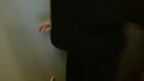 Leyla online show from 02/09/26, 06:39