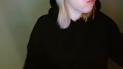 Leyla online show from 02/10/26, 07:01