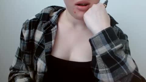 Leyla online show from 05/27/26, 06:43