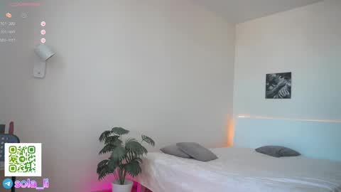 Snapshot of leyla_ly chatting on 02/27/25, 06:07 Leyla ly Ill be here Tuesday Thursday Friday Saturday Sunday online show from 02/27/25, 06:07