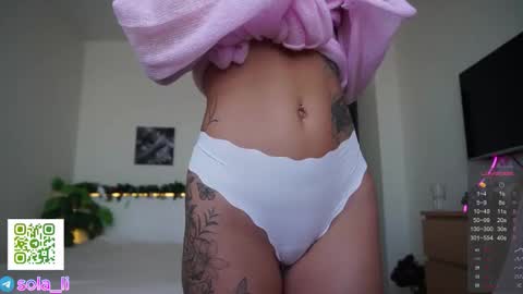 Snapshot of leyla_ly chatting on 12/01/25, 04:39 Leyla ly Ill be here Tuesday Thursday Friday Saturday Sunday online show from 12/01/25, 04:39