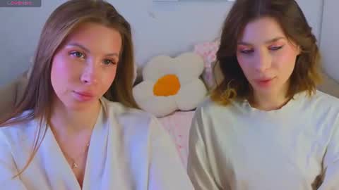 Snapshot of leylalin chatting on 07/18/26, 10:13 Leila online show from 07/18/26, 10:13