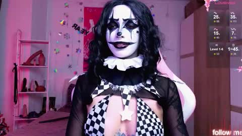 Snapshot of leylanoir_02 chatting on 01/17/26, 03:28 LEA online show from 01/17/26, 03:28