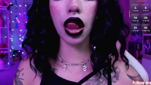 Snapshot of leylanoir_02 chatting on 02/16/26, 03:52 LEA online show from 02/16/26, 03:52