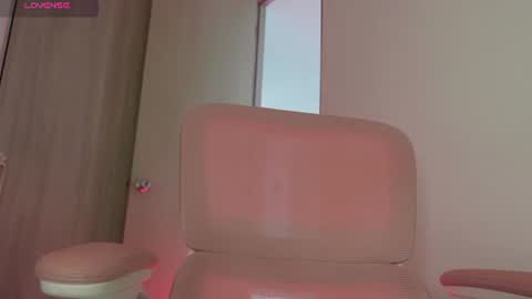 Snapshot of leyre_lerr chatting on 07/03/26, 12:22 Jessica online show from 07/03/26, 12:22