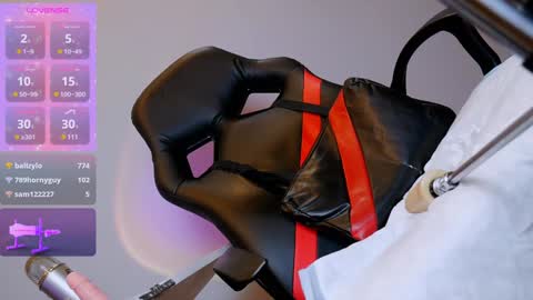 Snapshot of leyytori chatting on 01/21/25, 06:23 Its me online show from 01/21/25, 06:23