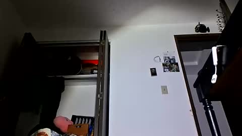 lezerae45791709 online show from 09/19/25, 11:22